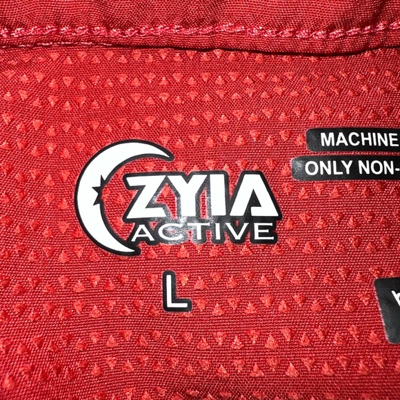 Zyia Active It's Not Just a Trail Short Long - Picture 8 of 11